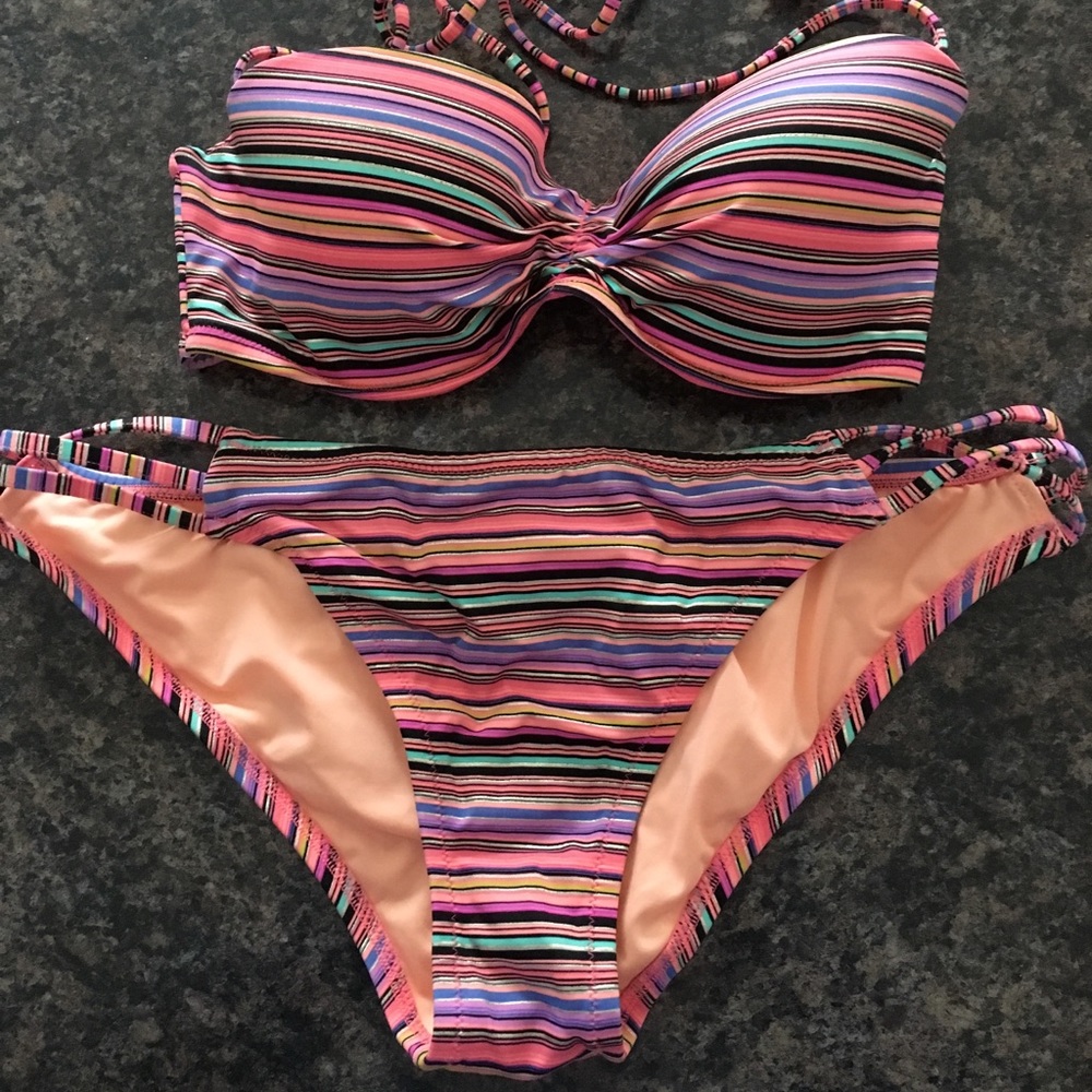 *2/$15* Victoria’s Secret bikini set